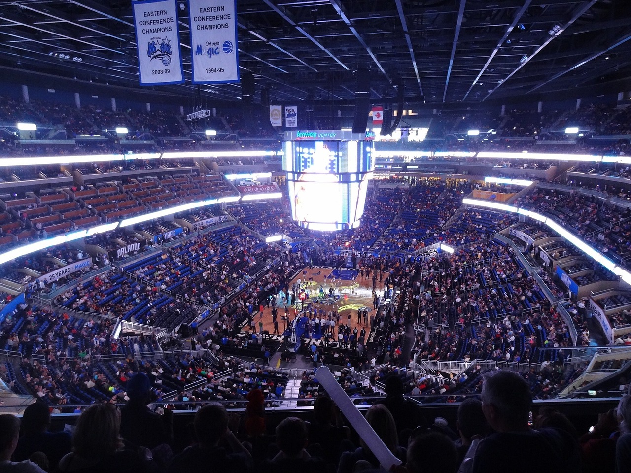 篮球迷的视觉盛宴，NBA全场回放深度解析